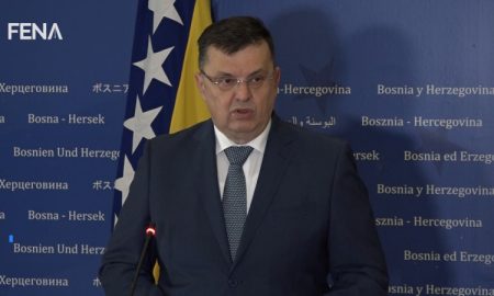 Tegeltija: Od 1. juna otvorena granica za građane susjednih zemalja