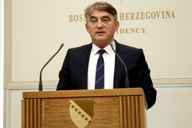 Komšić: Sa Hrvatskom treba riješiti kompletnu demarkaciju granice Komšić: Sa Hrvatskom treba riješiti kompletnu demarkaciju granice