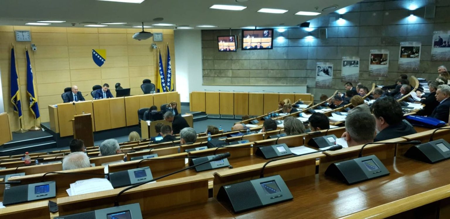 NASTAVAK U PONEDJELJAK Prekinuta sjednica Predstavničkog doma FBiH o aktivnostima Vlade