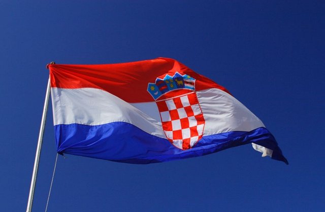 U Hrvatskoj umrle dvije osobe, dopušteni gledatelji na sportskim natjecanjima