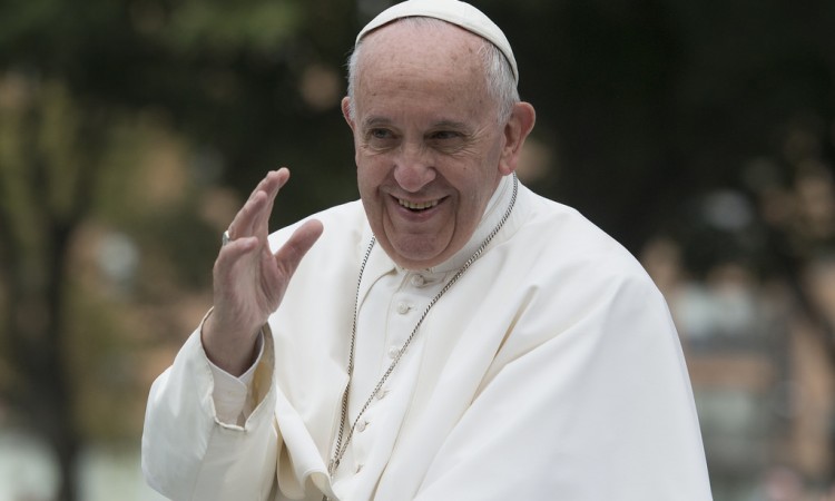 Papa Franjo: Ne možemo tolerisati ni skretati pogled s rasizma