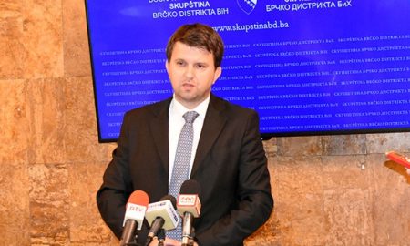 Kad gradonačelnik šupljira