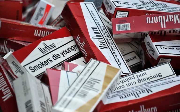 Podignuta optužnica zbog pokušaja šverca cigareta i prodaje na području Pala Podignuta optužnica zbog pokušaja šverca cigareta i prodaje na području Pala
