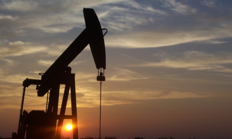 Cijene nafte pale više od 8 posto nakon šest tjedana rasta