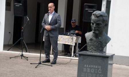 Salkić: Svi ratni zločinci moraju biti pronađeni i procesuirani