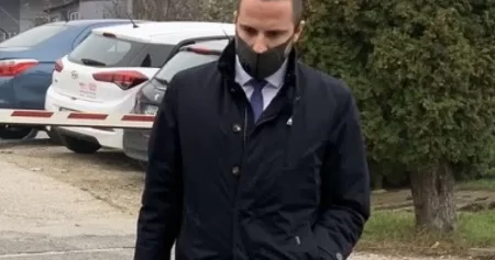 Osmicin saradnik Muhamed Pekić kupio stan od 300.000 KM, platu ne diže s računa, a traži da mu država plaća advokata