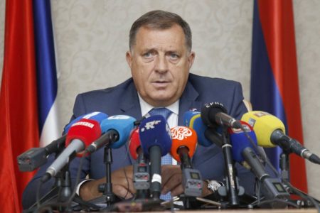 Dodik smješten u UKC RS zbog obostrane upale pluća