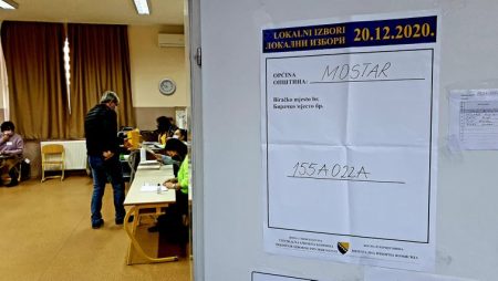 IZBORI U MOSTARU Birači se žalili, iz CIK-a poručuju da štamparska greška ne kvari listić