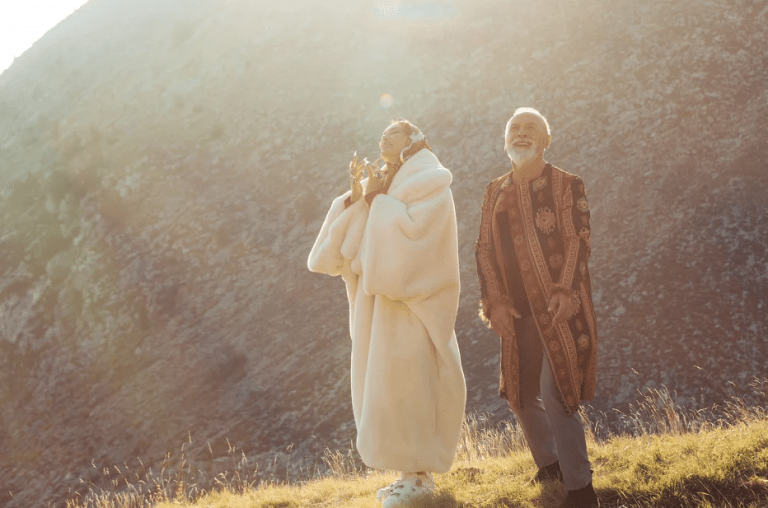 Dino Merlin objavio spot za pjesmu “Dođi” koju je snimio sa Senidah