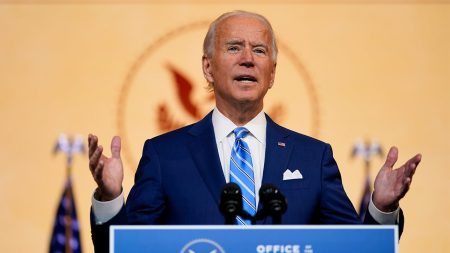 Biden u obraćanju: Pozivam Trumpa da brani Ustav i prekine ovu opsadu