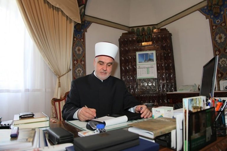 ZBiH: Osuđujemo izjednačavanje Huseina Đoze i kreatora i izvršioca četničkog zločina genocida ZBiH: Osuđujemo izjednačavanje Huseina Đoze i kreatora i izvršioca četničkog zločina genocida