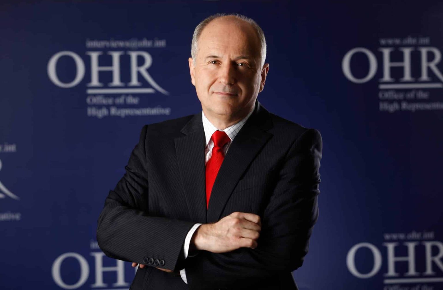 Inzko: Sin direktora UKC-a Tuzla dobije posao, a po strani ostaju učenici generacije