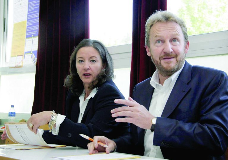 Svi znamo da Sebija Izetbegović nije bila u Sarajevu između ’92. i ’96. – te četiri godine koliko traje specijalizacija Svi znamo da Sebija Izetbegović nije bila u Sarajevu između ’92. i ’96. – te četiri godine koliko traje specijalizacija