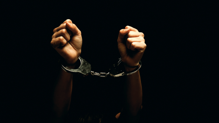 Sumnja u trgovinu ljudima. Brčak prevozio Kosovare pa pokušao pobjeći policiji