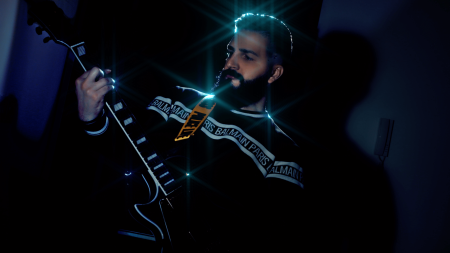 Mirza Dervišević objavio spot za novu pjesmu pod nazivom “Sarajevo ne spava”