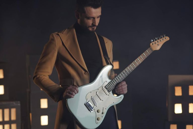 Brčak Mejdi Sulejmani predstavio novu kompoziciju “Usnuli grad” Brčak Mejdi Sulejmani predstavio novu kompoziciju “Usnuli grad”