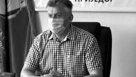 Nezvanično/Bašić pogođen jednim hicem u glavu; Ubica koristio pištolj kalibra 7,65mm; Imao kapuljaču na glavi i ruksak na leđima; Visok oko 170 cm