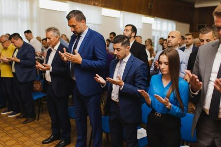 Delegacija Naroda i Pravde prošetala zajedno sa građanima i simpatizerima kroz centar grada Brčko distrikta BiH