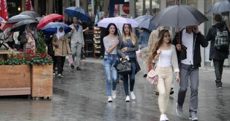 U BiH umjereno do pretežno oblačno vrijeme, kiša i lokalni pljuskovi u prvom dijelu dana