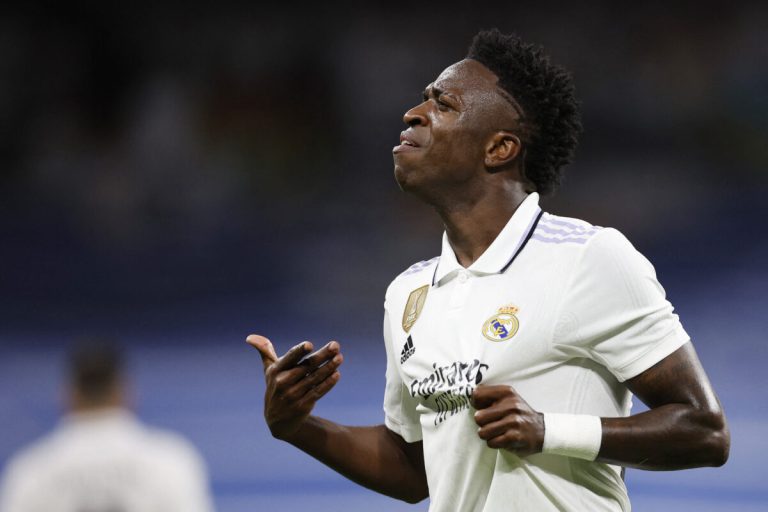 Španci otkrili da ko je dobitnik Zlatne lopte za ovu godinu Španci otkrili da ko je dobitnik Zlatne lopte za ovu godinu