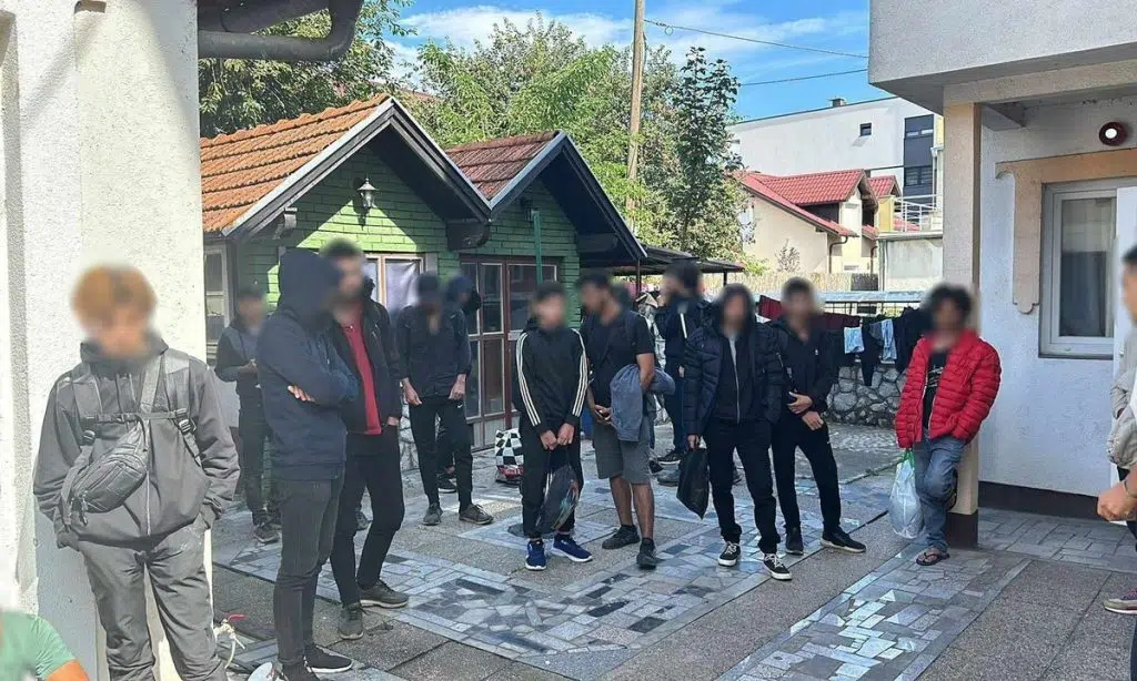 Inspektori SPS pretresli stambene objekte na Ilidži: Nezakonito izdavani preko Sirijca, pronađeno 50 migranata