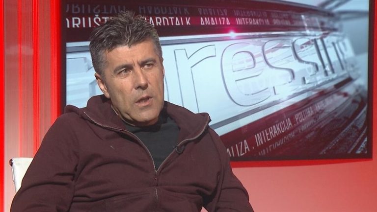 Feđa Isović za N1: Jedna TV kuća otkazala emitovanje serije “Lud, zbunjen, normalan”, šokiran sam onim što je Kasumović uradio Feđa Isović za N1: Jedna TV kuća otkazala emitovanje serije “Lud, zbunjen, normalan”, šokiran sam onim što je Kasumović uradio