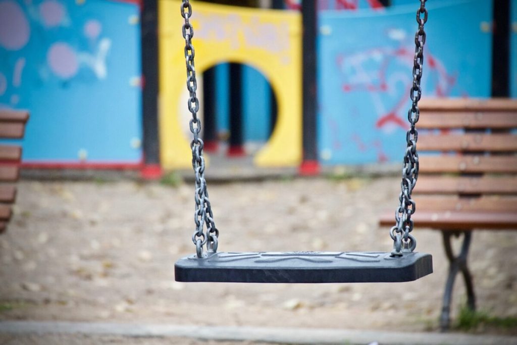 Pedofil s Grbavice uhapšen drugi put: Napastvovao i proganjao djevojčice od devet do 12 godina u parku i na putu do škole