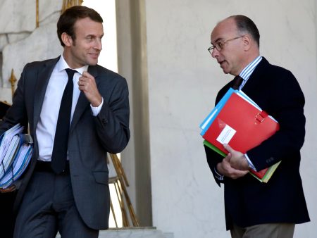 Konsultacije Macrona i Cazeneueva o novom premijeru Francuske | Francuska Vijesti