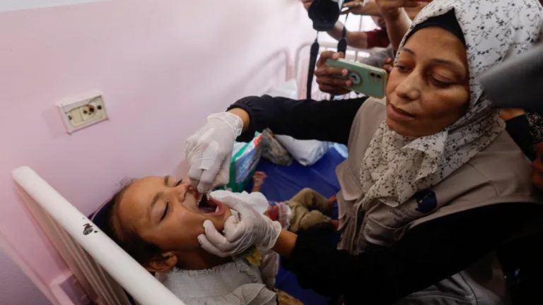 Date prve vakcine protiv dječje paralize u Gazi | Rat u Gazi Vijesti Date prve vakcine protiv dječje paralize u Gazi | Rat u Gazi Vijesti