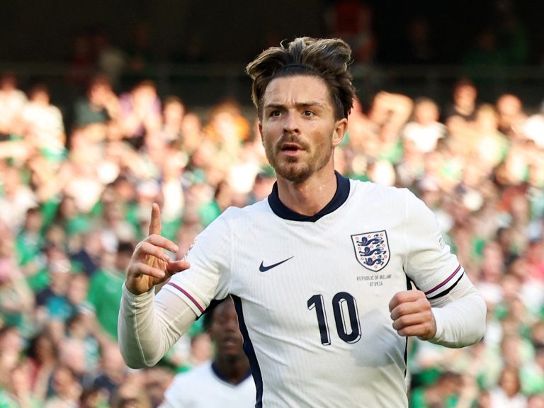 Rajs i Griliš se vraćaju da progone Irsku dok Engleska krstari do pobede