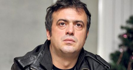 Kontroverzni glumac Sergej Trifunović uhićen na granici sa Srbijom! Voze ga u Split