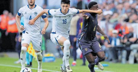 Reprezentaciju napuštam zbog navijača. Jedino što kao sin želim od oca je podrška i ponos, a dobio sam manipulacije i laži