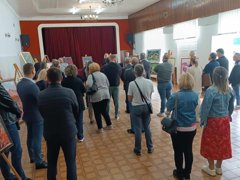 Otvorena izložba slika iz zbirke HKD Napredak