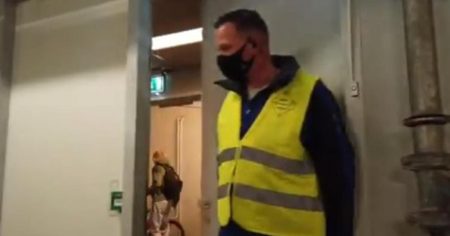 VIDEO Težak je 70-ak milijuna eura, a svi su ostali u nevjerici kada su primjetili što vozi