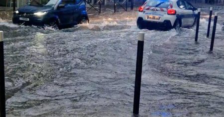 VIDEO Bujica nosila aute u Cannesu. Gradonačelnik bijesan, tvrdi da nisu bili upozoreni na vrijeme