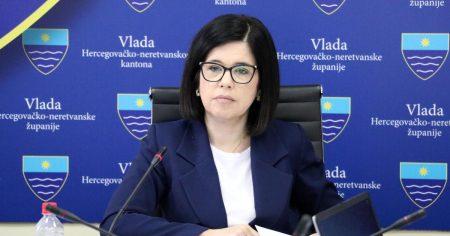 Snažnije krenuti u provedbu reformi, a to podrazumijeva i izradu novoga kurikula