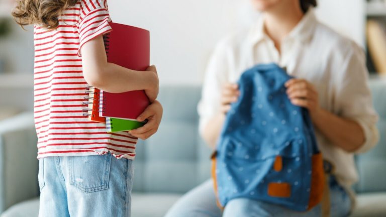 Kako emocionalno podržati svoje dijete prije povratka u školu? Kako emocionalno podržati svoje dijete prije povratka u školu?
