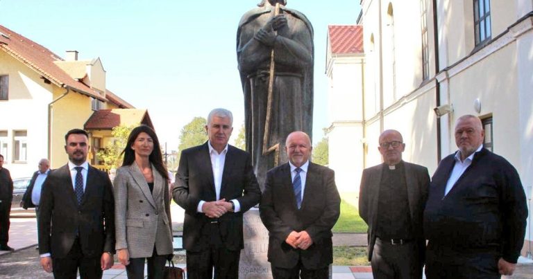 Čović u Bosanskom Brodu: Podrška za ključne političke i razvojne ciljeve Čović u Bosanskom Brodu: Podrška za ključne političke i razvojne ciljeve