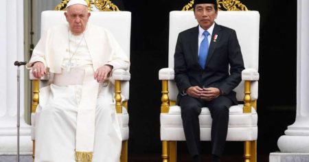 Papa Franjo apelirao u Indoneziji na vjersko jedinstvo kako bi se suprotstavili ekstremizmu i netoleranciji