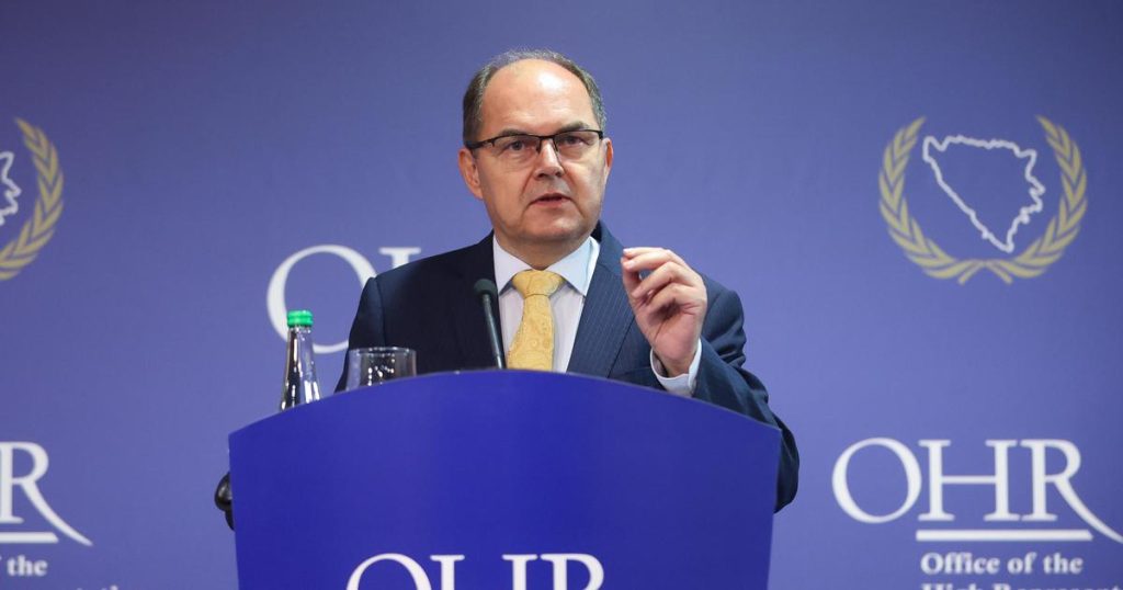 Schmidt u Pragu: Potrebno hitno ubrzati reforme u BiH