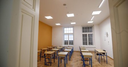 Obrat u Zagrebu: Problematični učenik zbog kojeg su se svi učenici ispisali premješten u drugu školu