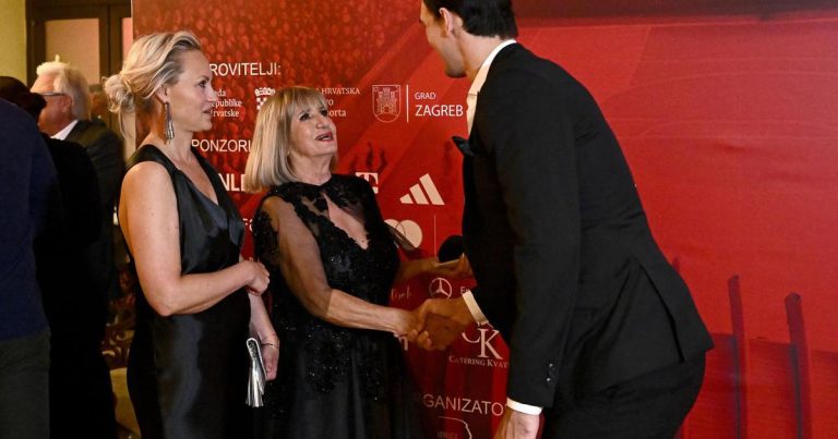 Vlade Divac se naklonio Draženu: ‘On je za mene najveći europski košarkaš svih vremena’ Vlade Divac se naklonio Draženu: ‘On je za mene najveći europski košarkaš svih vremena’