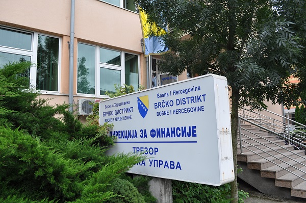 Vlasti Srpske i Brčkog otjerale firmu u stečaj zbog plaćenih poreza Vlasti Srpske i Brčkog otjerale firmu u stečaj zbog plaćenih poreza