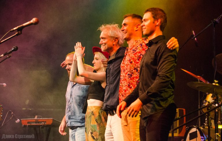 Deset koncerata Rundeka & Ekipe u Srbiji Deset koncerata Rundeka & Ekipe u Srbiji