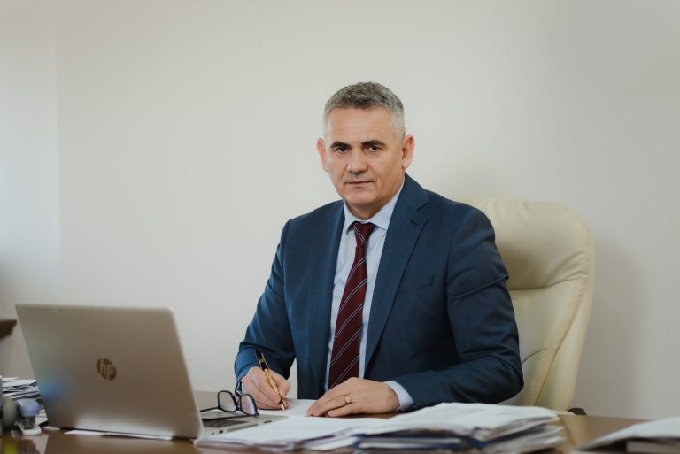 Milić je uputio čestitku povodom početka nove školske godine Milić je uputio čestitku povodom početka nove školske godine