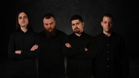 Lisilo promoviše debi album u Multimedia Music Record Storeu