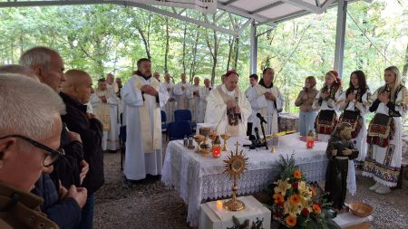 Katolici u Gornjoj Skakavi proslavili 800. godišnjicu Rane sv.