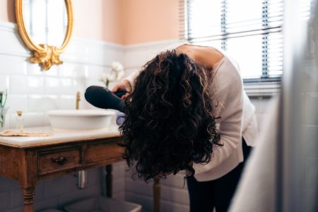 Sušenje kose s cjedilom za tjesteninu