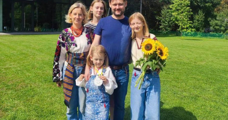 Rusi u Lavovu ubili majku i tri kćeri: ‘Poginula je gotovo cijela obitelj, s ove fotografije preživio je samo muškarac’