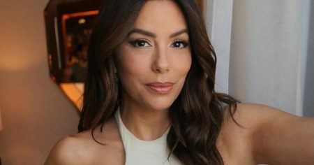 Eva Longoria se u javnosti pojavila u potpuno providnoj haljini